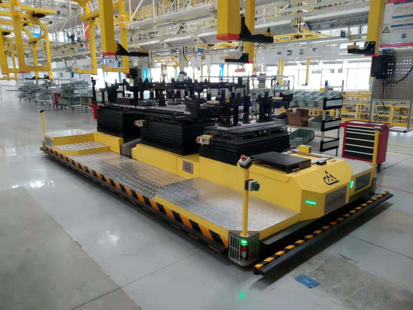 新能源高壓電池視覺識別合裝移動機(jī)器人